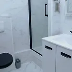 Arc De Triomphe & Trocadero Square - Cityapartmentstay דירה